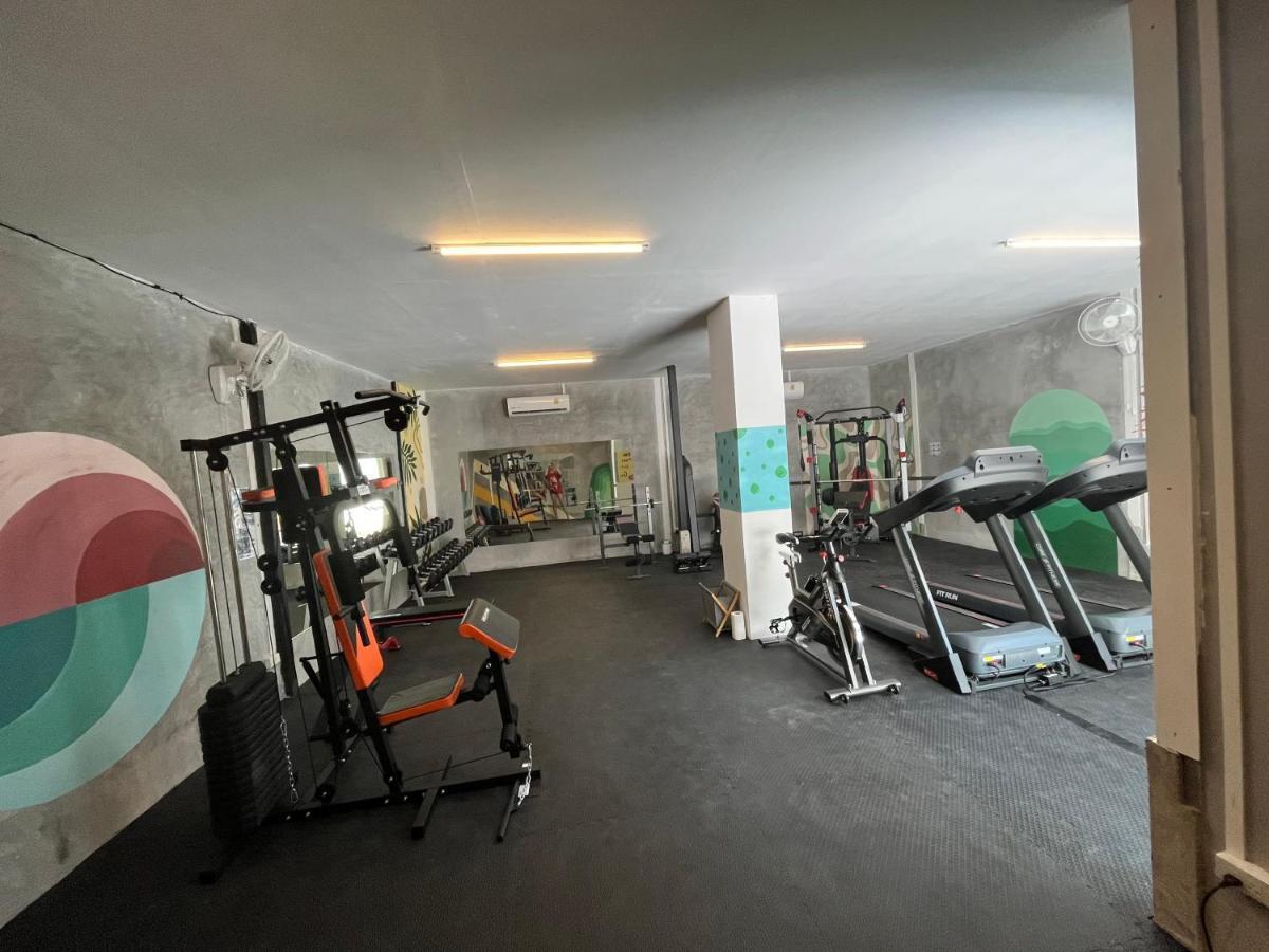 Social Quarters Blanco - Youth Hostel 18 To 35 Only Райли Бийч Екстериор снимка